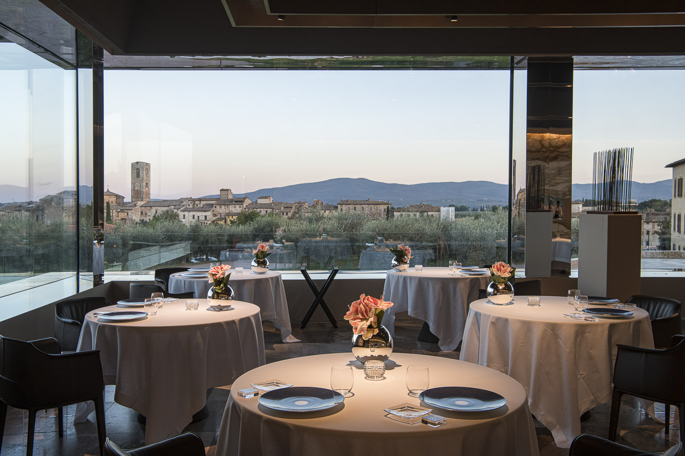 sala-ristorante-arnolfo-toscana sala-ristorante-arnolfo-toscana